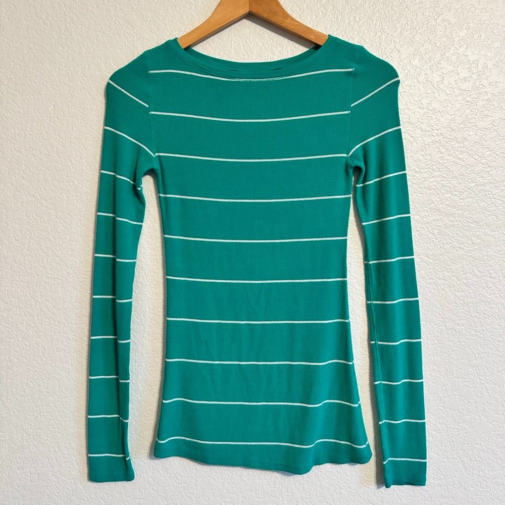 BCBG Maxazria Green Sweater Size XS